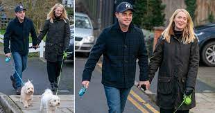 It's thought that the presenter may have paid up to £200,000 for. Ant Mcpartlin And Anne Marie Corbett The Picture Of Happiness As They Re Seen For First Time Since Engagement Aktuelle Boulevard Nachrichten Und Fotogalerien Zu Stars Sternchen