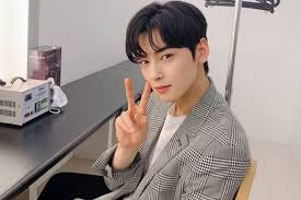I am team suho for a number of reasons. 10 Times Cha Eun Woo Showcased His Dashing Style On Instagram