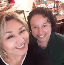 What are some recommended apartment complexes near the base in Corpus  Christi?