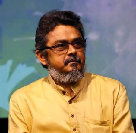 তরুণদের স্পর্ধা কবি 'ঋজুরেখ চক্রবর্তী'র সাহিত্য পরিবার | Facebook