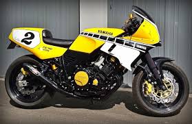 fz 750 genesis restomod moto yamaha cafe racer bobber