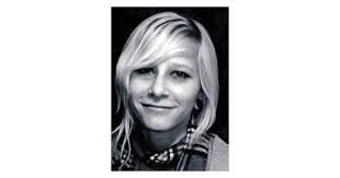 Lorraine Connell's Instagram, Twitter & Facebook