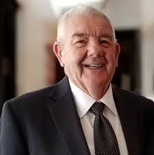 Fern Allen's Instagram, Twitter & Facebook