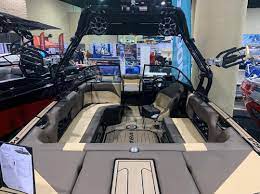 Tanksfilled On Instagram Moomba Mojo Interior Tanksfilled Supravol22 Boat Interior Moomba Boats Supra Boats