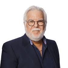 Adam Hubbard's Instagram, Twitter & Facebook