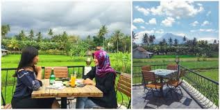Tempat wisata di solo dan sekitarnya selanjutnya yaitu wisata alam air terjun jumog yang selalu ramai di kunjungi wisatawan lokal maupun mancanegara. 5 Tempat Makan Nuansa Alam Di Jogja Yang Lagi Hits Anekatrip Com