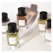 C O L L E C T I O N En 2020 Parfumerie Flacons De Parfum Parfumeur