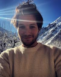 Like his 'unorthodox' character, jeff wilbusch was raised hasidic. Unorthodox Cast Instagrams How To Follow The Cast Of Netflix New Show