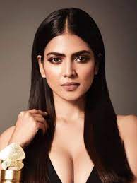 Malavika mohanan is an indian film actress, who has predominantly worked in the malayalam film industry. Malavika Mohanan Have You Seen These Dazzling Pictures Of Malavika Mohanan Yet Times Of India
