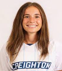 Rachelle Holt's Instagram, Twitter & Facebook