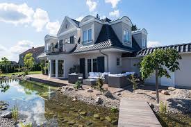Dann finden sie hier tipps, fotos und inspirationen für die einrichtung im landhausstil. Villa Im Landhausstil Arge Haus Berlin