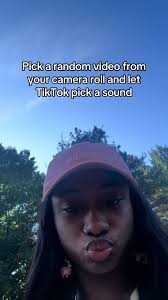 I was going to the park for some air came across people line dancing and  grab my fan and joined. I was too excited 😂❤️