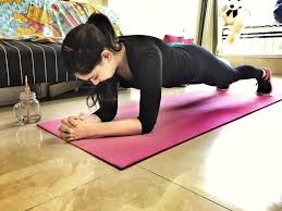 Niti Taylor Wiki Height Age Boyfriend Husband Family Biography More Wikibio Radhika apte's husband benedict puts up in london and makes his music there. niti taylor wiki height age