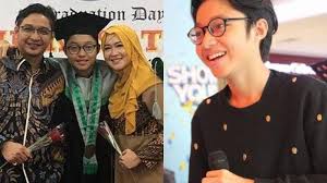 11 Tahun Terpisah Pasha Ungu Tiba Tiba Umbar Foto Masa Lalu Dengan Anak Dari Okie Agustina Tribun Timur