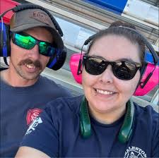 Did I install the CV axle correctly and do I need to replace the seal  inside the diff?