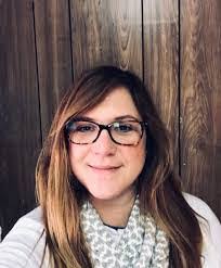 Amanda Stillwagon's Instagram, Twitter & Facebook