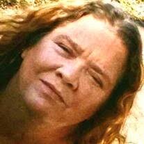 Lisa Clubb's Instagram, Twitter & Facebook