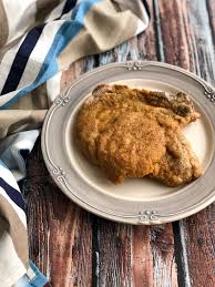 È un piatto semplice che si prepara utilizzando pochi ingredienti e in poco tempo, per un risultato finale che accontenterà i gusti di grandi e piccini. Cotoletta Alla Milanese Gourmama