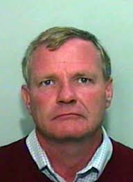 Pint-sized builder who stabbed his partner 40 times in frenzied murder had  killed before, court hears