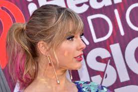 If you look through pictures of her through time, you can kinda see it growing out darker. Is Taylor Swift Hot Pink Hair A 4 26 Countdown Clue