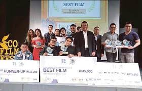 Join facebook to connect with nik mahiran nik hassan and others you may know. Uitm Students Bag Top Prize At Kl Eco Film Fest Pressreader