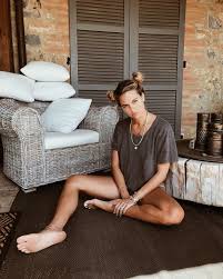 Search our database of over 100 million company and executive profiles. Cristina Marino S Feet Wikifeet