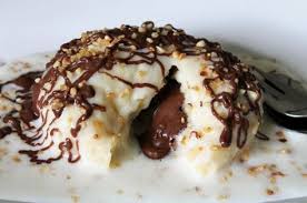 Germknodel Mit Nuss Nougatcreme Rezept Lebensmittel Essen Nougatcreme Einfacher Nachtisch