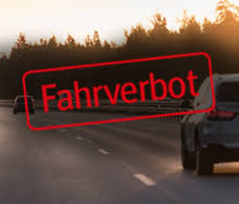 Danach geben sie sowohl ihre geschwindigkeit als auch das eigentlich zugelassene tempo an. Aktueller Bussgeldkatalog 2021 Bussgeld Neuerung Seit 28 04 2020 Bussgeld Punkte In Flensburg Und Fahrverbote Laut Neuem Bussgeldkatalog 2021