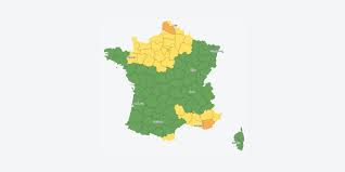 Alerte Météo: Pluies Torrentielles et Orages Frappent! Êtes-vous Prêt?