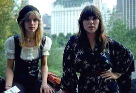 Ann dustin wilson (born june 19, 1950) is an american musician, best known as the lead singer, flute player, songwriter, and occasional guitar player of the hard rock band heart. Sisters Nancy And Ann Wilson Of The Band Heart 1970s Oldschoolcool Nancy Wilson Ann Wilson Female Musicians