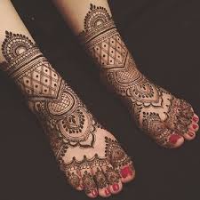 Top 31 Dainty Engagement Mehndi Designs For Bride Engagement Mehndi Designs Wedding Mehndi Designs Henna Designs Feet