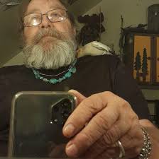 Which has more Amish, Clare or Gladwin?