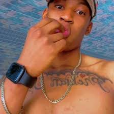 Shola Samuel Akinyemi (@topiestdowg) • Instagram photos and videos