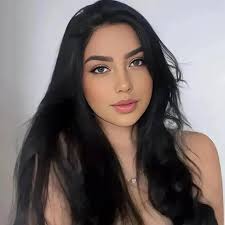 ola oye nomeguta nada ala fuerza meno el amor amor setrata de dos persona  que quieren porque piensa que sesiente vien con la otra persona yo  realmente etor enamorado de ti pero