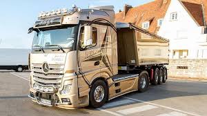 Bonkers Is Back Mercedes Truck Mercedes Benz Trucks Dump Trucks