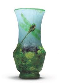 Epingle Par Winnie Mitchell Sur Art Nouveau Verre Art Deco Art Du Verre Daum
