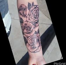 Skull gypsy tattoo on leg rose tattoo designs inspiration rose tattoos. Black And Grey Shade Roses Tattoo On Forearm Rose Tattoos Rose Tattoo Forearm Forearm Tattoos