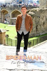 Homecoming's tom holland is bad at keeping secrets. Spider Man Far From Home Photocall Tom Lorenzo