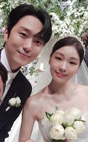 Jiwon Moon (jiwonharumoon)