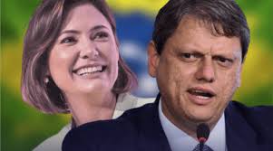 Michelle e Tarcísio lideram como opções para substituir Bolsonaro em 2026,  diz Quaest