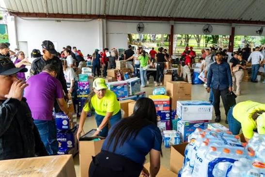Alcalde de David lleva ayuda médica y humanitaria a damnificados por el terremoto en Herrera y Los Santos