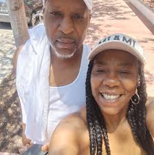 I like pretty bishes, pretty bishes like me too she a mad hoe, I looked her  up she ugly too.🤣 this sound instantly came to my head 🤣🤣