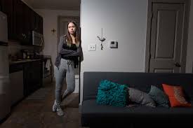 Forrent.com helps guide you to the perfect 1 bed apartment for rent in west campus austin, austin, texas. If The Tuition Doesn T Get You The Cost Of Student Housing Will Bloomberg