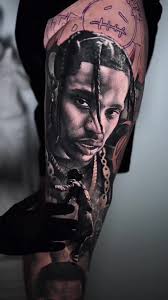 Credit: @mirkoponti__ ・・・ . Coscia tema TRAVIS SCOTT su @imalexene , non  vedo l’ora di finirla😎❤️‍🔥 Piú di 20 ore di lavoro per il momento😮‍💨  Fatemi sapere nei commenti se vi piace❤️‍🔥 ONLINE SEMINAR ...