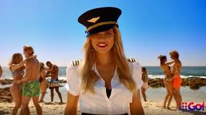 The dating show was scrapped last year as a result of the ongoing pandemic, but it's making a triumphant return to. Channel Nine Release New Love Island Trailer After Confirming The 2021 Series Daily Mail Online