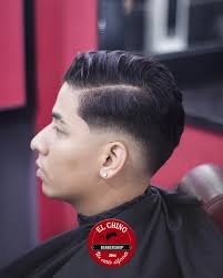 El lugar donde el buen look es la normal. 🔥 Pásate por El Chino Barbershop  y renuévate. ¡Te esperamos! ✂️💈 📍Visítanos en cualquiera de nuestras  sucursales: 💈Suc U Nacional, San Salvador 💈Suc