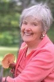 Evelyn Beebe's Instagram, Twitter & Facebook