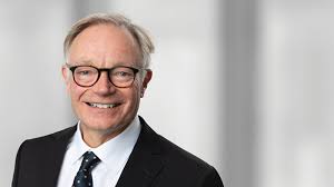 Andrew Cuthbertson's Instagram, Twitter & Facebook