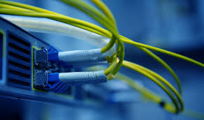 ¿por qué cambiar a fibra óptica? Accesul Internet In Regiuni Din Europa De Est Perturbat Temporar In Urma SabotÄrii Mai Multor Cabluri De FibrÄ OpticÄ Go4it