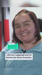 💛🏡✨ Heute ist Internationaler Tag der Menschen mit Behinderungen., Anne  Schott aus Leipzig zeigt, was Teilhabe bedeutet. Mit 30 ist sie endlich in  ihr eigenes Zuhause gezogen, in ein inklusives ...